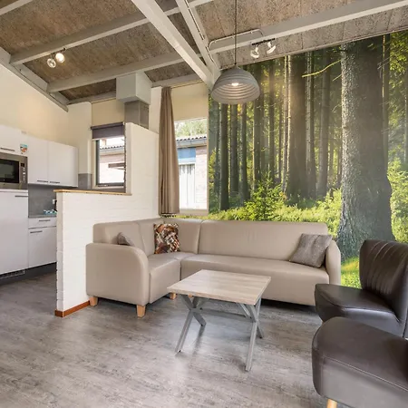 Holiday home Restyled With Dishwasher Near A Nature Reserve Weert